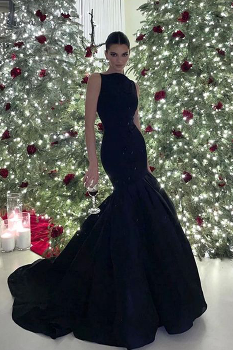 Kendall Jenner Inspired Black Celebrity Evening Prom Dress Christmas Party