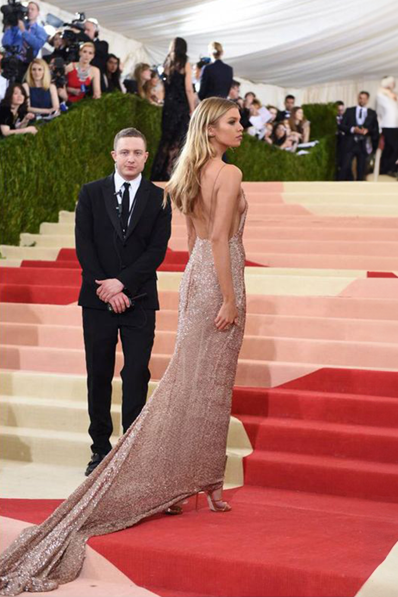 Celestial Gleam – Rose Gold Sequin Backless Mermaid Gown