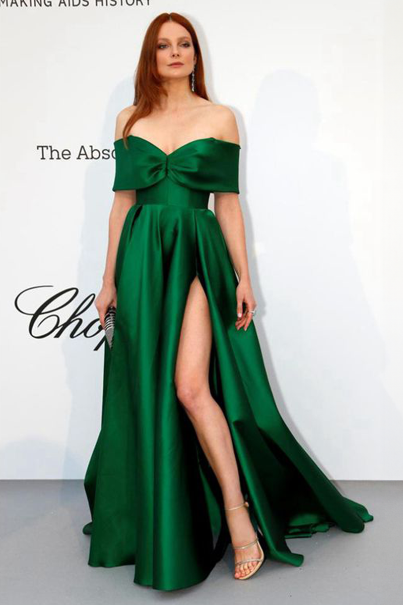 Emerald Allure – Off-the-Shoulder Satin Ball Gown with Thigh-High Slit