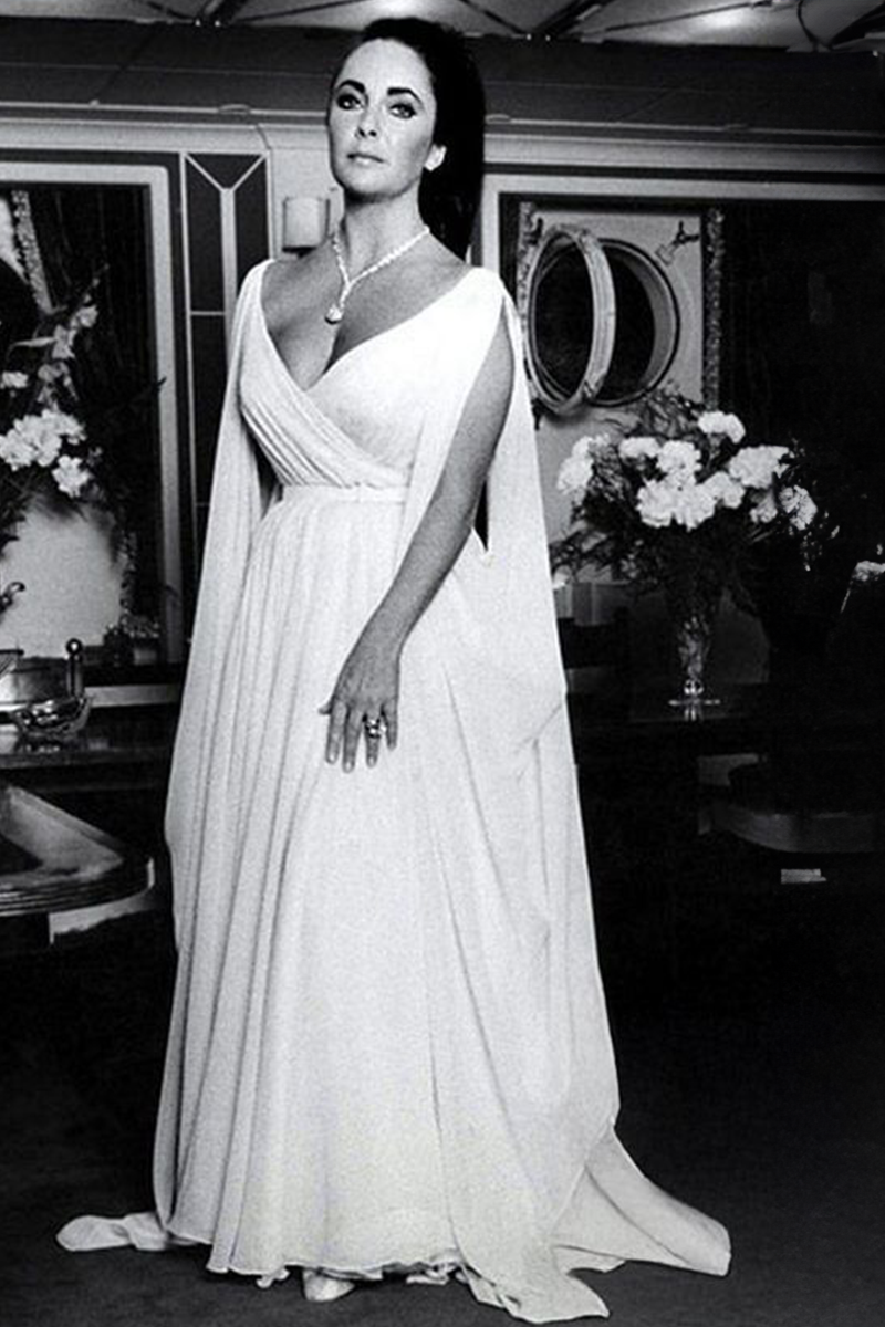 Timeless Grace – Elizabeth Taylor White V-Neck Chiffon Gown