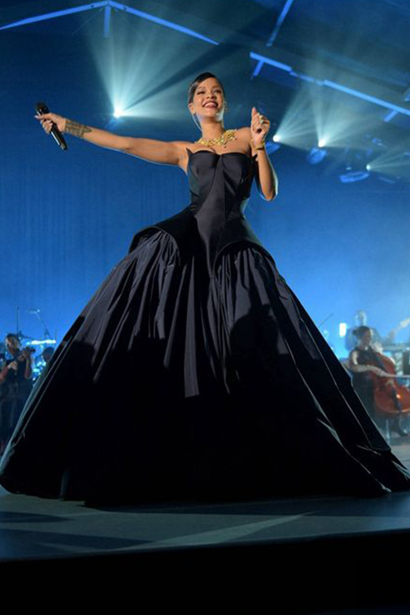 Navy Nocturne – Diamond Ball–Inspired Navy Blue Sweetheart Strapless Ball Gown