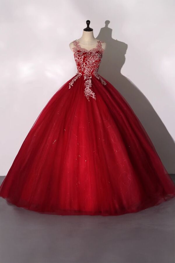 Crimson Bloom – Embroidered Red Ball Gown