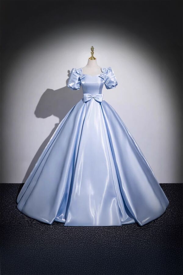 Cinderella Grace – Light Blue Satin Ball Gown with Puff Sleeves and Bow Waist