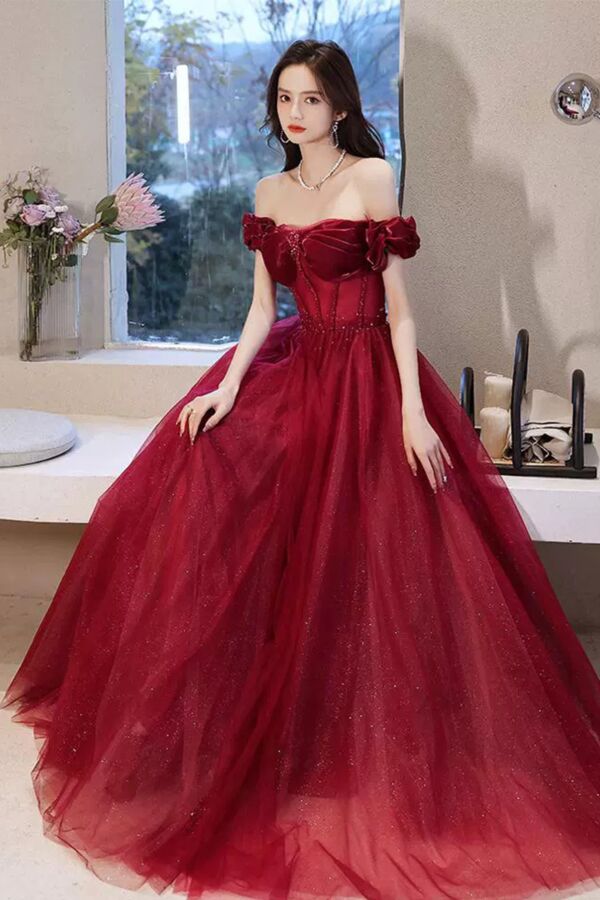 Structured Corset Top, Shimmer Layers, Romantic Off-Shoulder