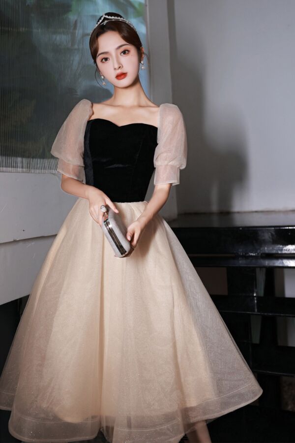 Velvet-Heart Champagne Tulle Midi Gown