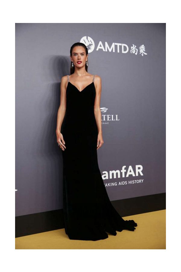Alessandra Ambrosio Black Velvet Spaghetti Straps V Neck Gown amfAR Gala 2018