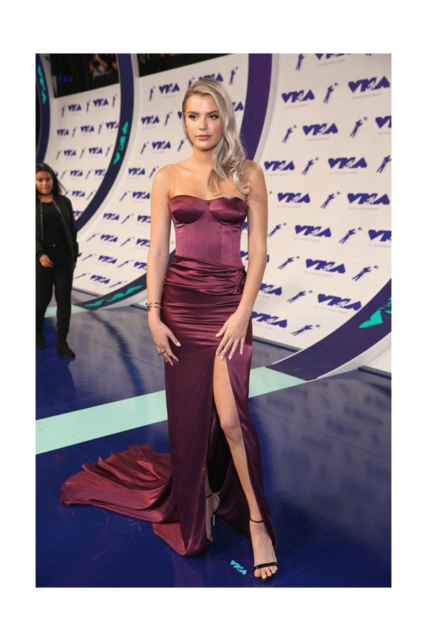 Alissa Violet Burgundy Strapless Satin Formal Prom Dress with Slit MTV Awards 2017
