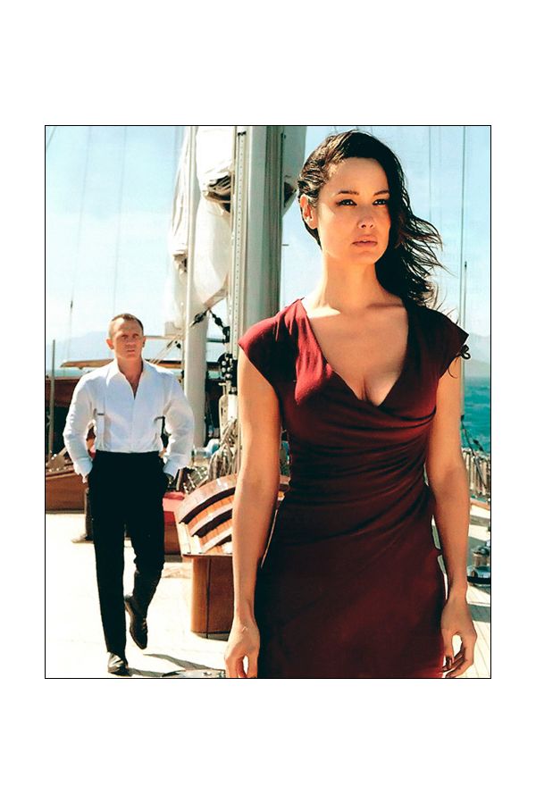 Ocean’s Edge – Bérénice Marlohe Skyfall–Inspired Burgundy Ruched V-Neck Cap-Sleeve Sheath Dress