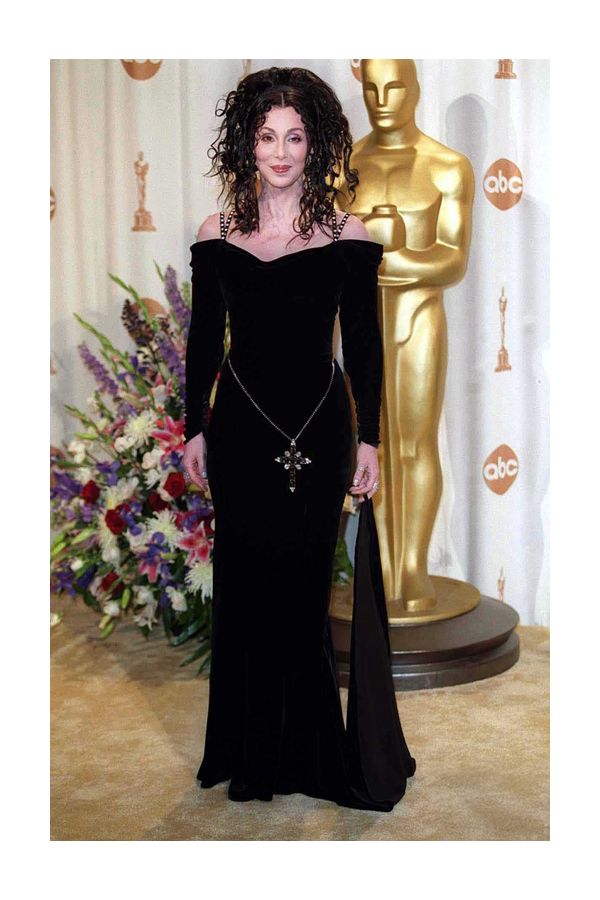 Cher Black Velvet Off-the-shoulder Long-sleeve Velvet Celebrity Evening Dress Oscars 2000