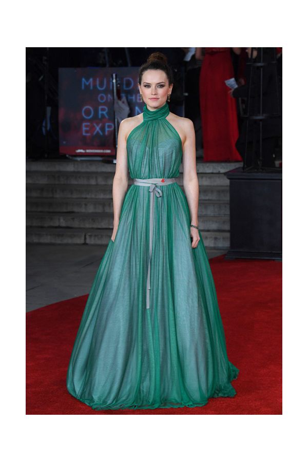 Daisy Ridley Green High-neck Formal Dress 'Murder On The Orient Express' Premiere