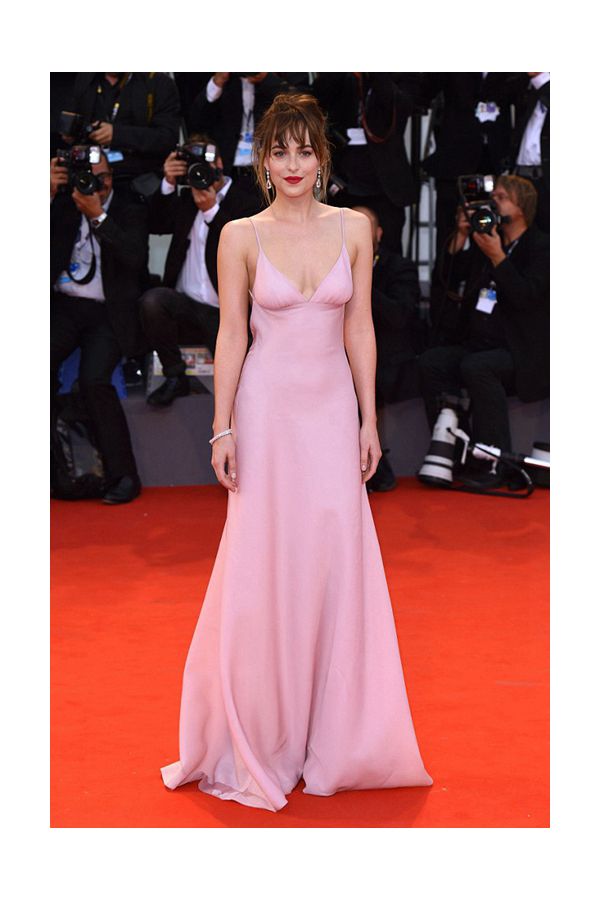 Soft Elegance – Pink Satin Backless Evening Gown
