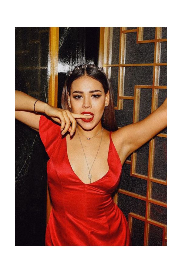 Dan颅na Pao颅la Inspired Red Mini Satin Cocktail Party Celebrity Dress on TV Show "Elite"