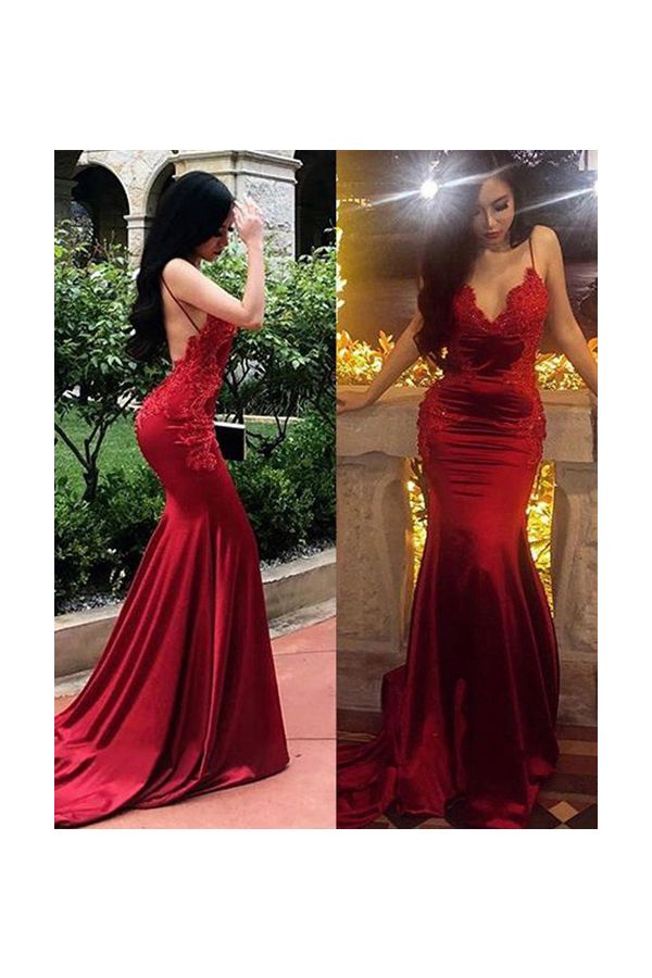 Scarlet Empress – Lace-Embroidered Satin Mermaid Gown