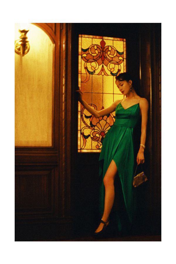 Elaine Zhong Chuxi Inspired Green Spaghetti Straps Celebrity Prom Party Dress with Slit