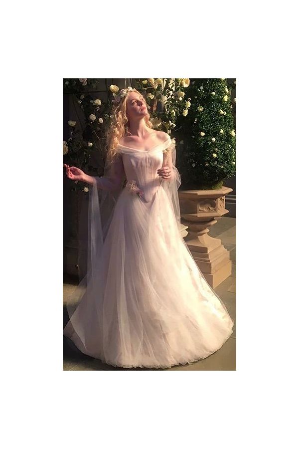 Elle Fanning Aurora Off-the-shoulder Tulle Wedding Dress in Movie Maleficent 2