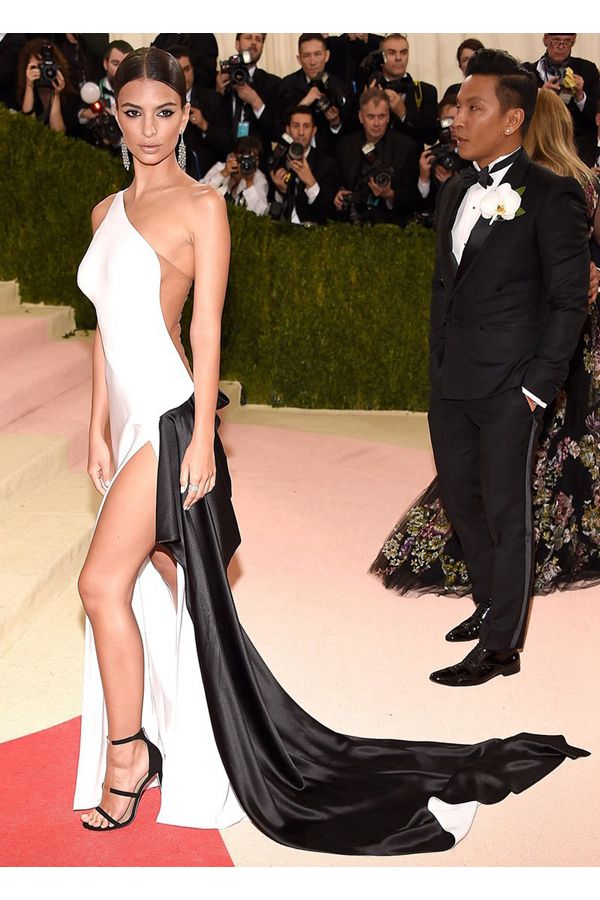 Monochrome Majesty – Emily Ratajkowski Met Gala-Inspired One-Shoulder Black and White Satin Gown with High Slit and Train