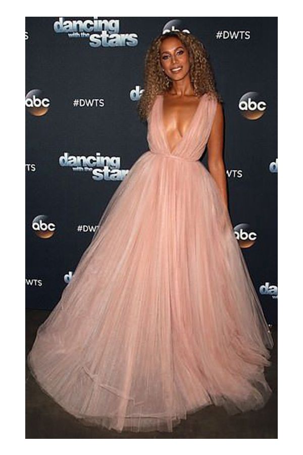 Leona Lewis Inspired Plunging V-neck Pink Tulle Formal Prom Celebrity Dress