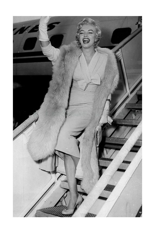 Marilyn Monroe 1950s Vintage Gray Midi Celebrity Dress with Bow New York Airport
