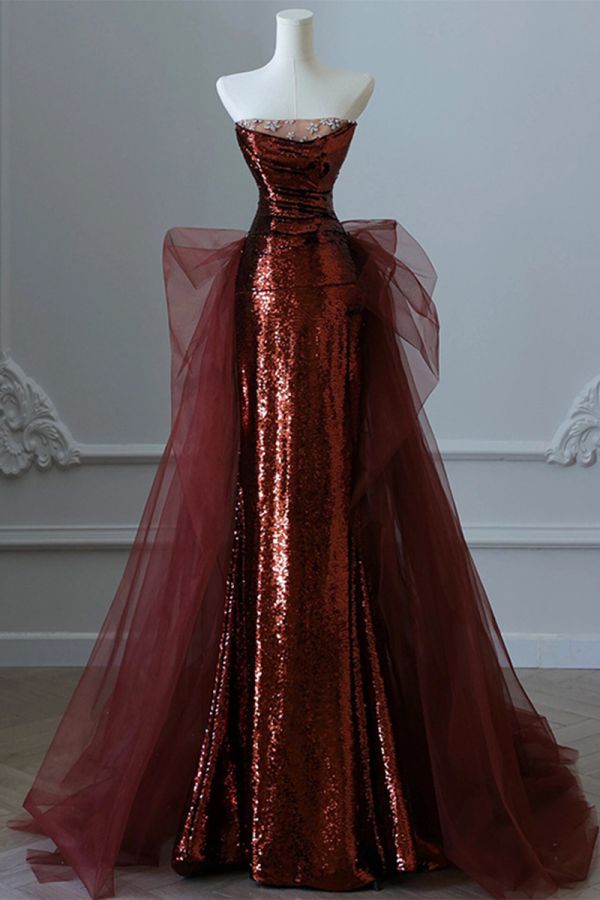 Glamorous Burgundy Sequin Evening Gown with Tulle Train – Perfect for Red Carpet Events and Galas