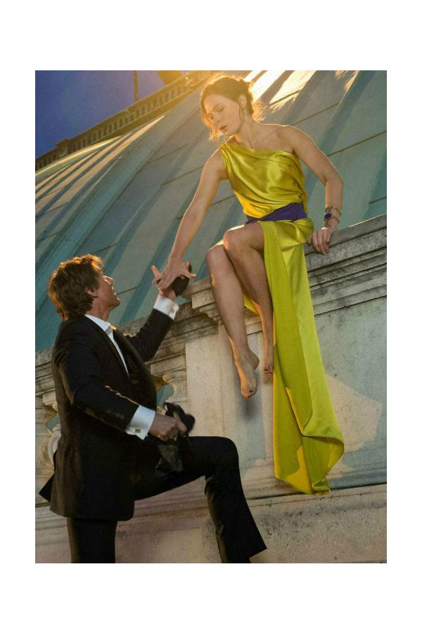 Sunlit Stunt – Mission: Impossible–Inspired One-Shoulder Asymmetrical Satin Gown with Draped Train