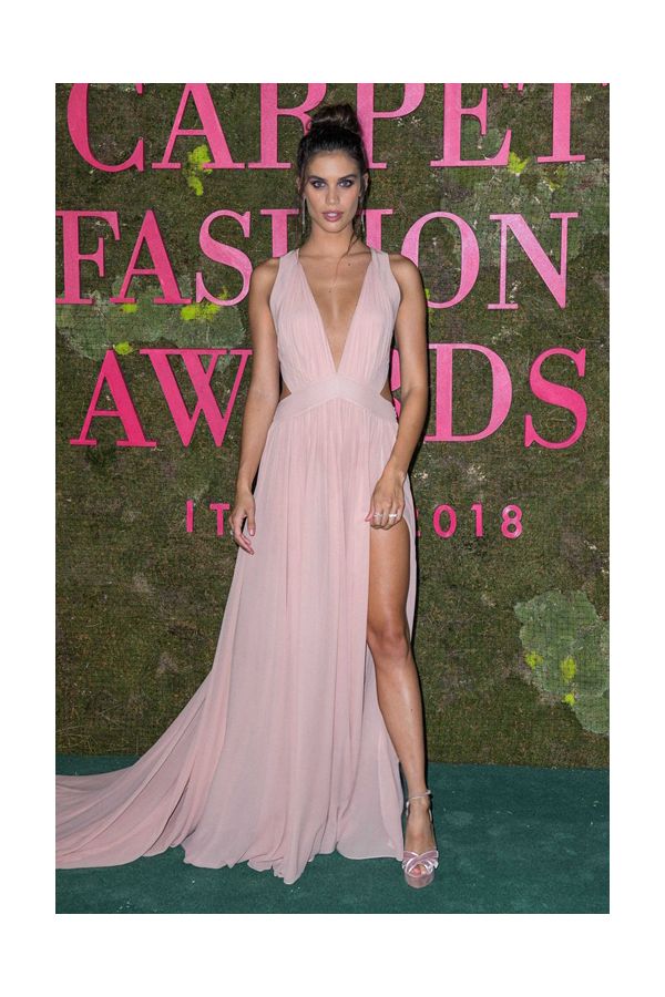 Sara Sampaio Pink Plunge V Neck Chiffon Prom Dress Green Carpet Fashion Awards 2018