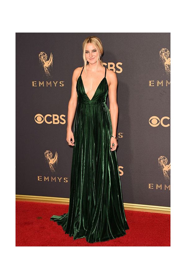 Shailene Woodley Green Velvet V-neck Backless Formal Prom Dress Emmys 2017 