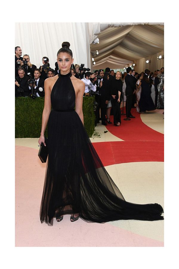 Taylor Hill Black High-neck Backless Tulle Formal Prom Celebrity Dress Met Gala 2016