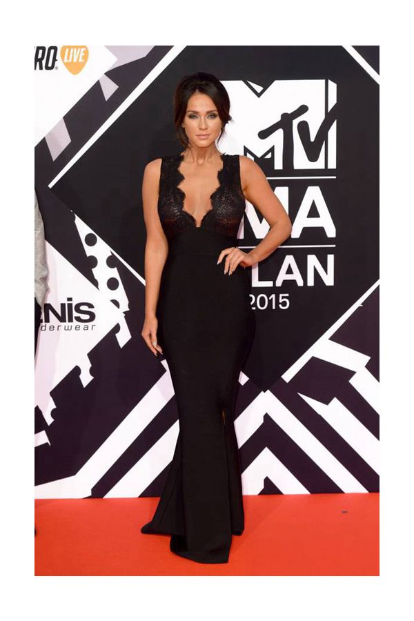 Vicky Pattinson Black Lace Mermaid Gown MTV EMAs 2015