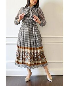 Vintage-Inspired Plaid Midi Dress with Ruffle Collar and Floral Hem 