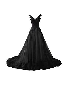 Dark Elegance – Luxury Black Evening Dress