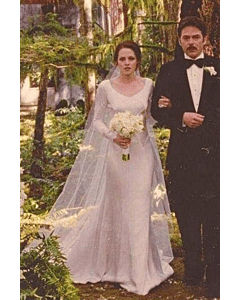 Kristen Stewart Bella Swan White Long-sleeve Celebrity Wedding Dress in Movie Twilight