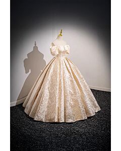 Golden Majesty – Off-Shoulder Jacquard Ball Gown with Corset Bodice