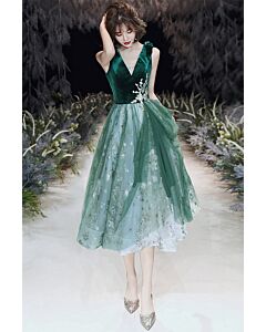 Emerald Forest Velvet V-Neck Tulle Midi Dress
