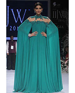 Ethereal Elegance – Sonam Kapoor Inspired Green Backless Prom Dress with Cape Sleeves