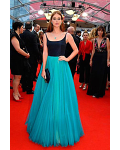 Midnight & Ocean – Marina Ruy Barbosa Black and Blue Tulle Gown (Cannes 2017)