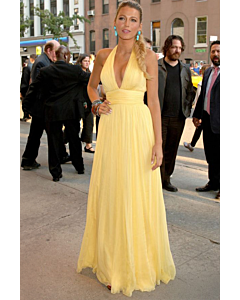 Sunlit Glamour Blake Lively Inspired Yellow Chiffon Halter A Line Floor Length Celebrity Formal Prom Dress Savages Premiere