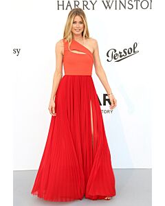 Scarlet Cascade – One-Shoulder Pleated Chiffon Gown