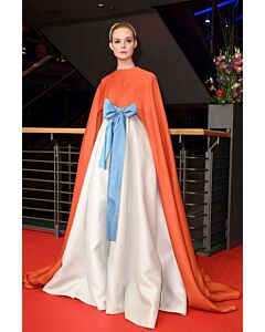 Elle Fanning Orange Cape Celebrity Formal Evening Dress Berlin Film Festival 2018