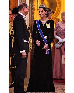 Kate Middleton Black Velvet Long-sleeve Formal Evening Celebrity Dress
