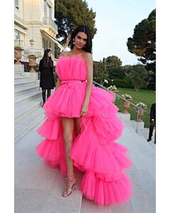 Fuchsia Fantasy – Kendall Jenner Pink Tulle Tiered Ball Gown 