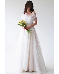 Off-the-Shoulder Tulle Ball Gown with Long Train for Formal Events