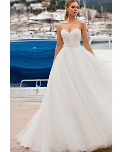 Sweetheart Neckline Lace Bodice Tulle Ball Gown for Formal Events