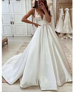 Lace V-Neck Ball Gown with Long Train for Formal Events