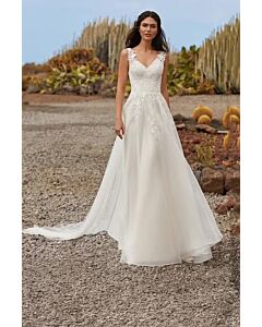 Lace V-Neck Line Gown with Long Train for Formal Events