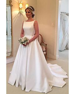Scoop Neck Satin Ball Gown with Long Train for Wedding