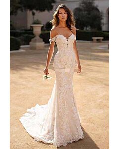 Off-the-Shoulder Lace Mermaid Gown with Long for Formal Events