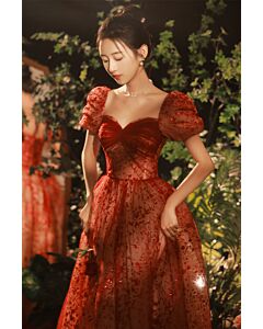 Crimson Puff-Sleeve Velvet Sweetheart Gown – Perfect for Weddings and Festive Soirees