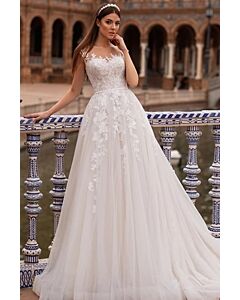 Lace Neckline Ball Gown with Long Train for Formal Events