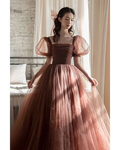 Blush Pink Puff-Sleeve Tulle Ball Gown with Bow – Perfect for Weddings and Elegant Occasions