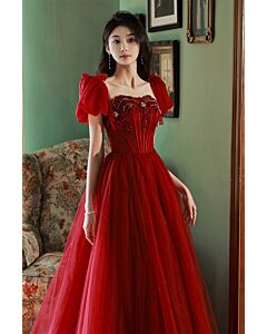 Crimson Puff-Sleeve Corset Tulle Ball Gown – Perfect for Weddings and Festive Occasions
